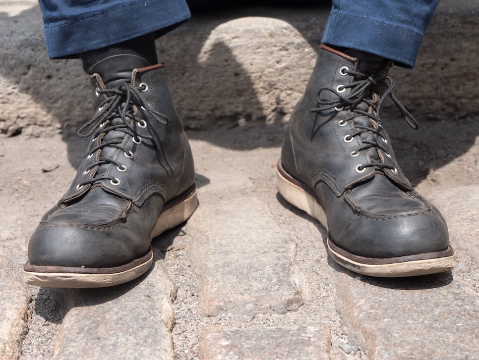 boots like red wing moc toe