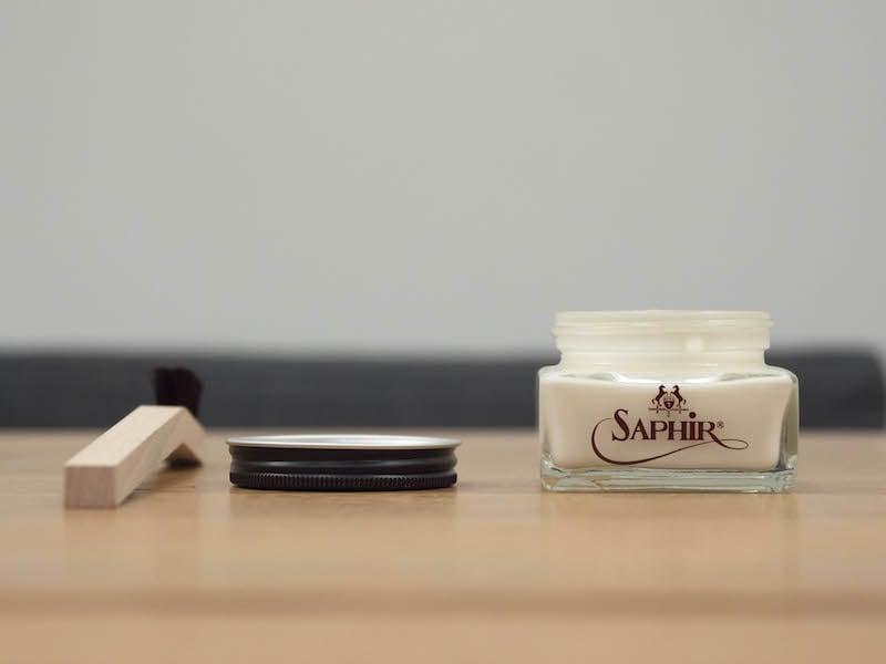 Saphir Renovateur brush