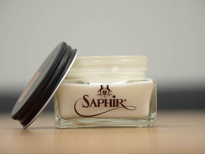 Saphir Renovateur open lid