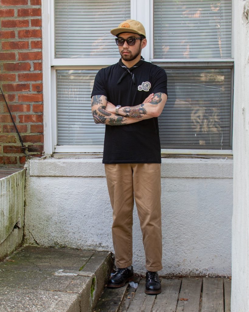 Chinos black tshirt red wing boots neckerchief
