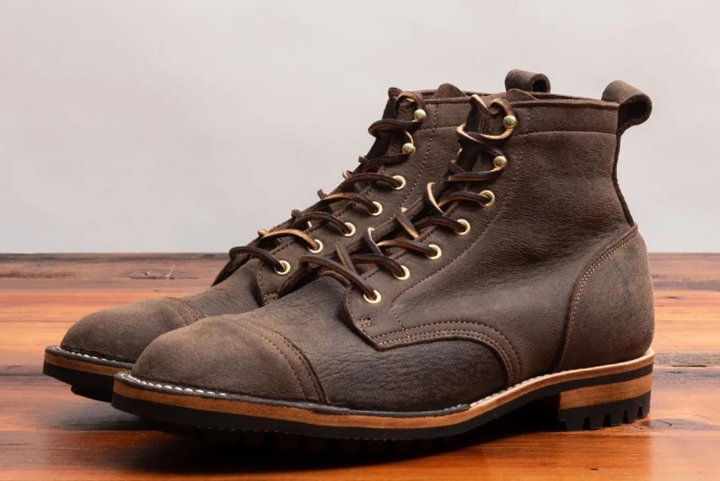 Pros and Cons of Moose Leather Boots 