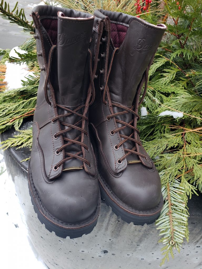 Military grade winter outlet boots