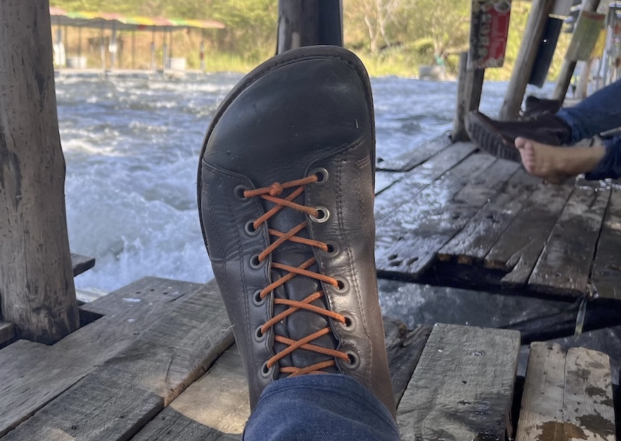 Naang monkey boots barefoot