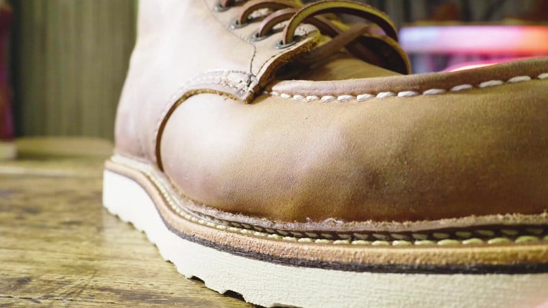 Red Wing 1907 Classic Moc Toe
