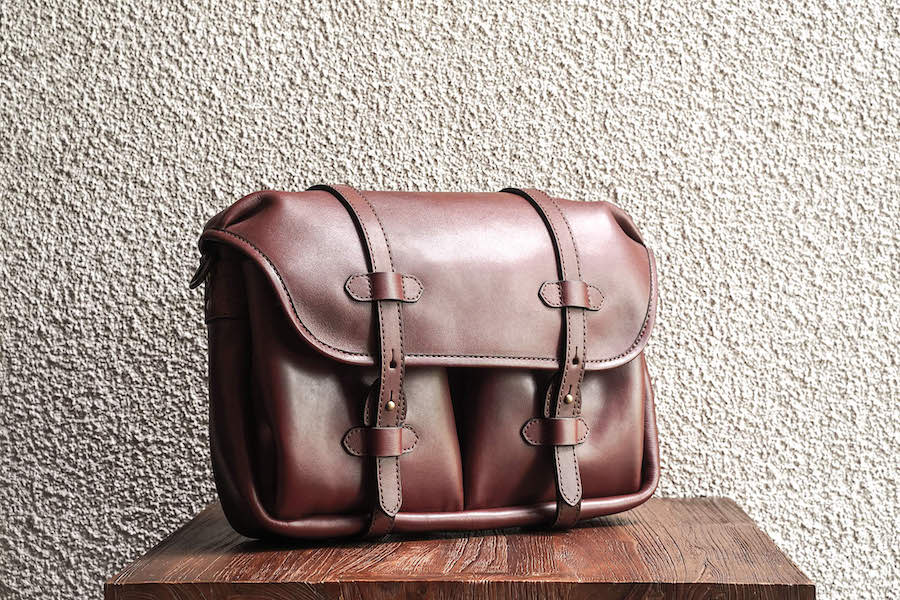 cravar leather messenger bag