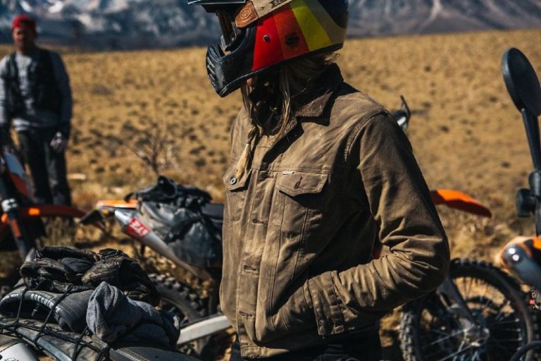 The 7 Best Waxed Jackets For Men In 2023 Thickest, Coolest, Best