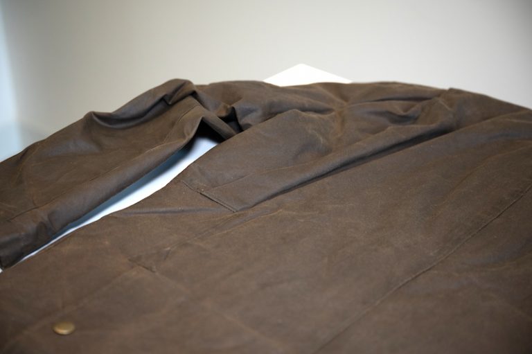 How to Wax a Jacket A StepByStep Guide to Waterproof Cotton Stridewise