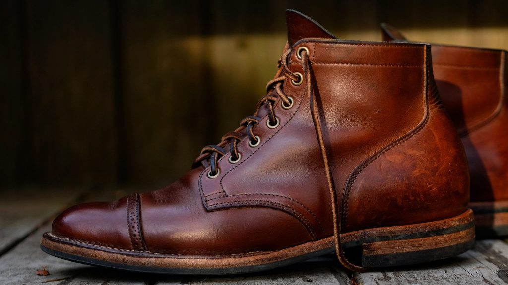 Viberg Service Boot side angle - Ticho Blanco