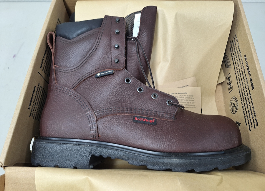 Red wing supersole 2 box