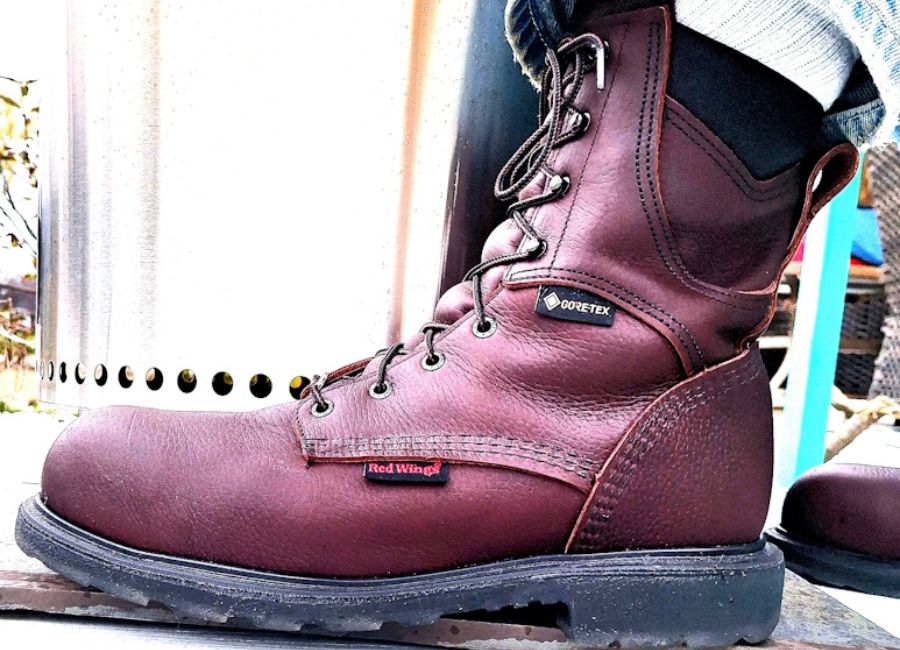 Red wing supersole 2 on foot