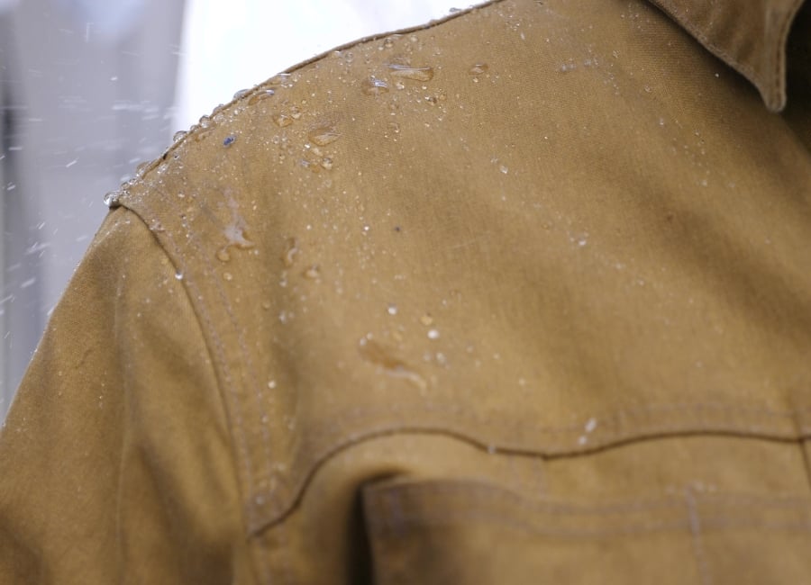 Filson waxed canvas water resistance