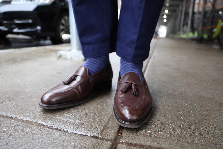 j fitzpatrick tassel loafers blue socks