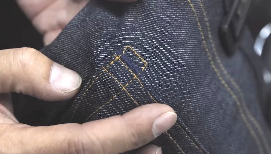 Kato jeans pocket design