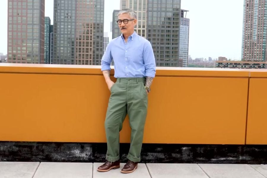 Tucking blue green shirt fatigues