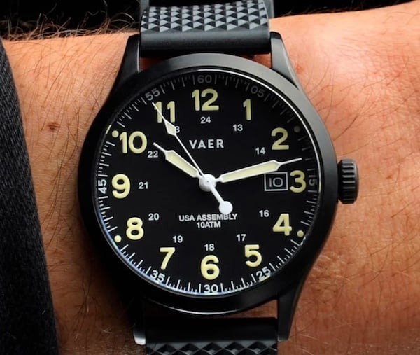 Vaer tactical field watch