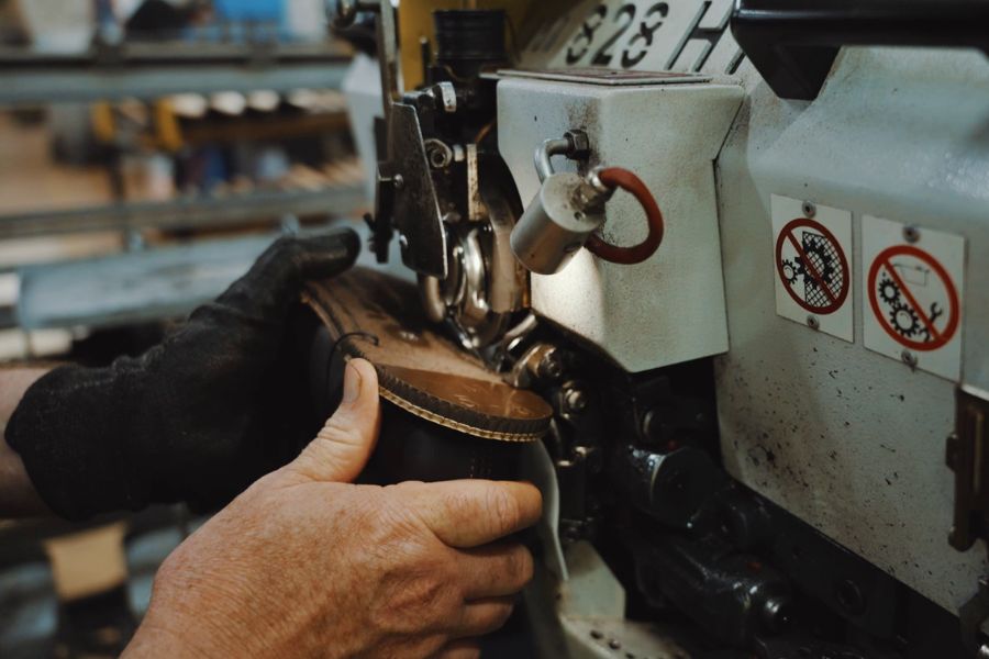 Rm williams factory lock stitching sole