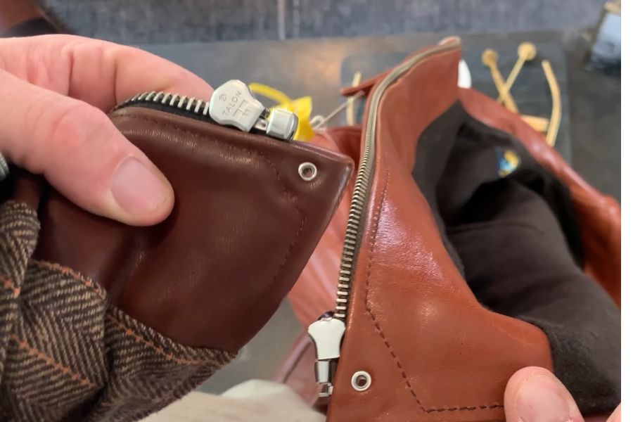 Crush on retro leather zipper hardware