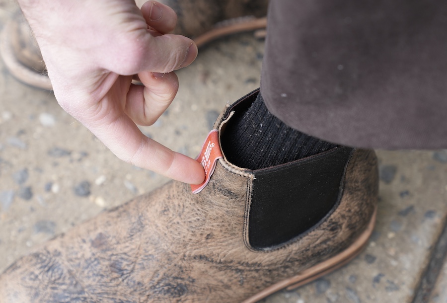 Drews chelsea boot sizing ankle