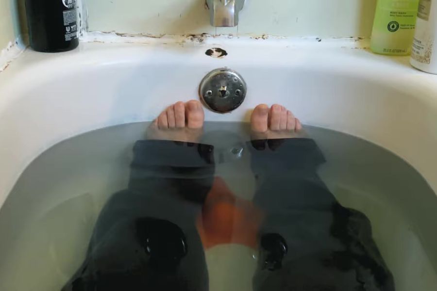 Seven titans straight fit bath tub shrink feet