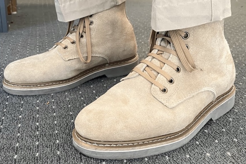 Golden fox suede boondocker