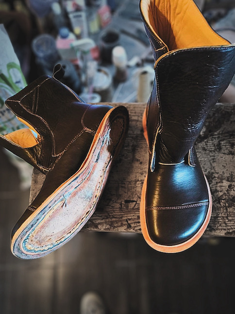 Anatomicaltoeboxbootsreadyforshank
